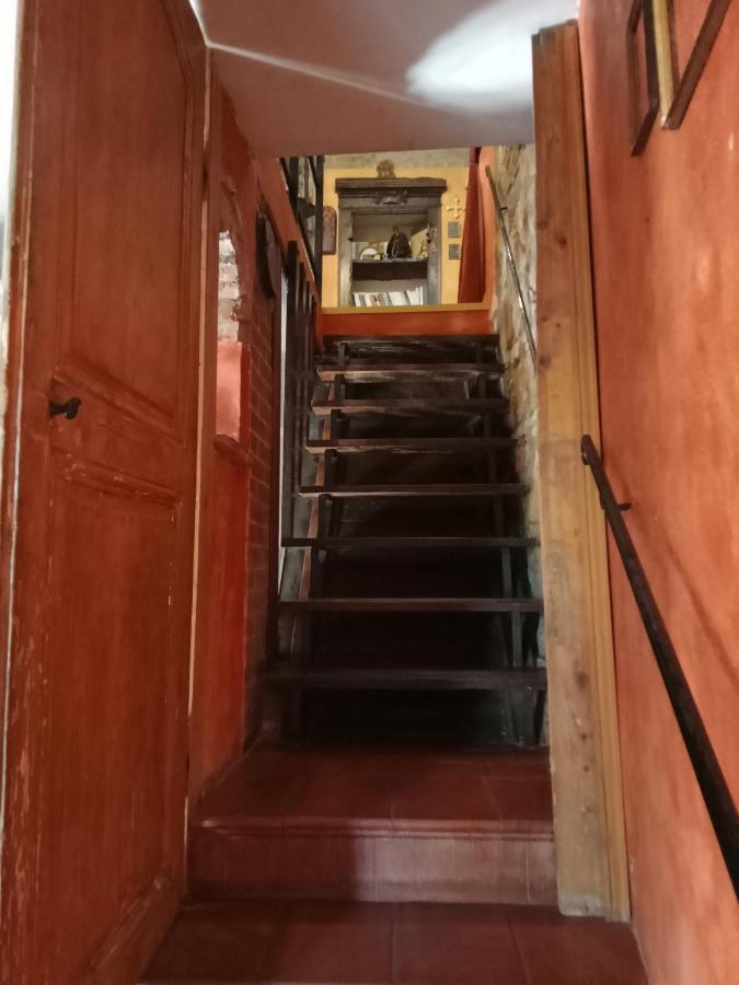 Morelli House Guest House Montalbo Ngoại thất bức ảnh