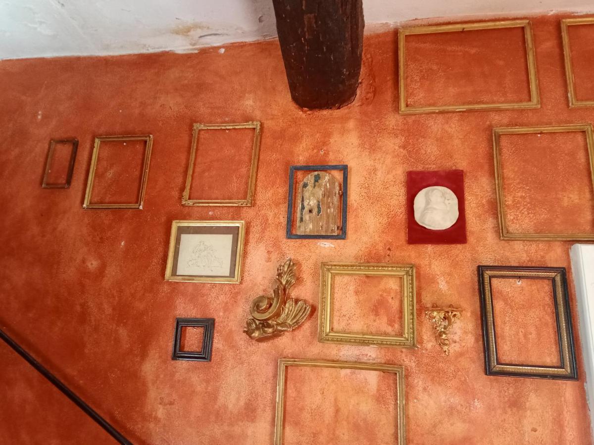 Morelli House Guest House Montalbo Ngoại thất bức ảnh