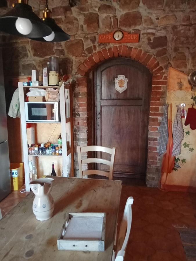 Morelli House Guest House Montalbo Ngoại thất bức ảnh