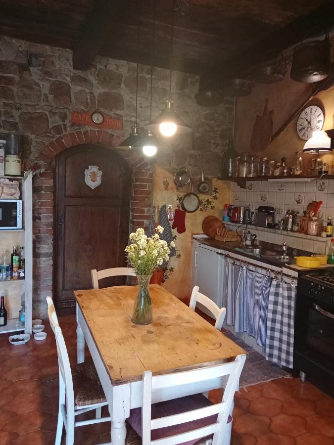 Morelli House Guest House Montalbo Ngoại thất bức ảnh